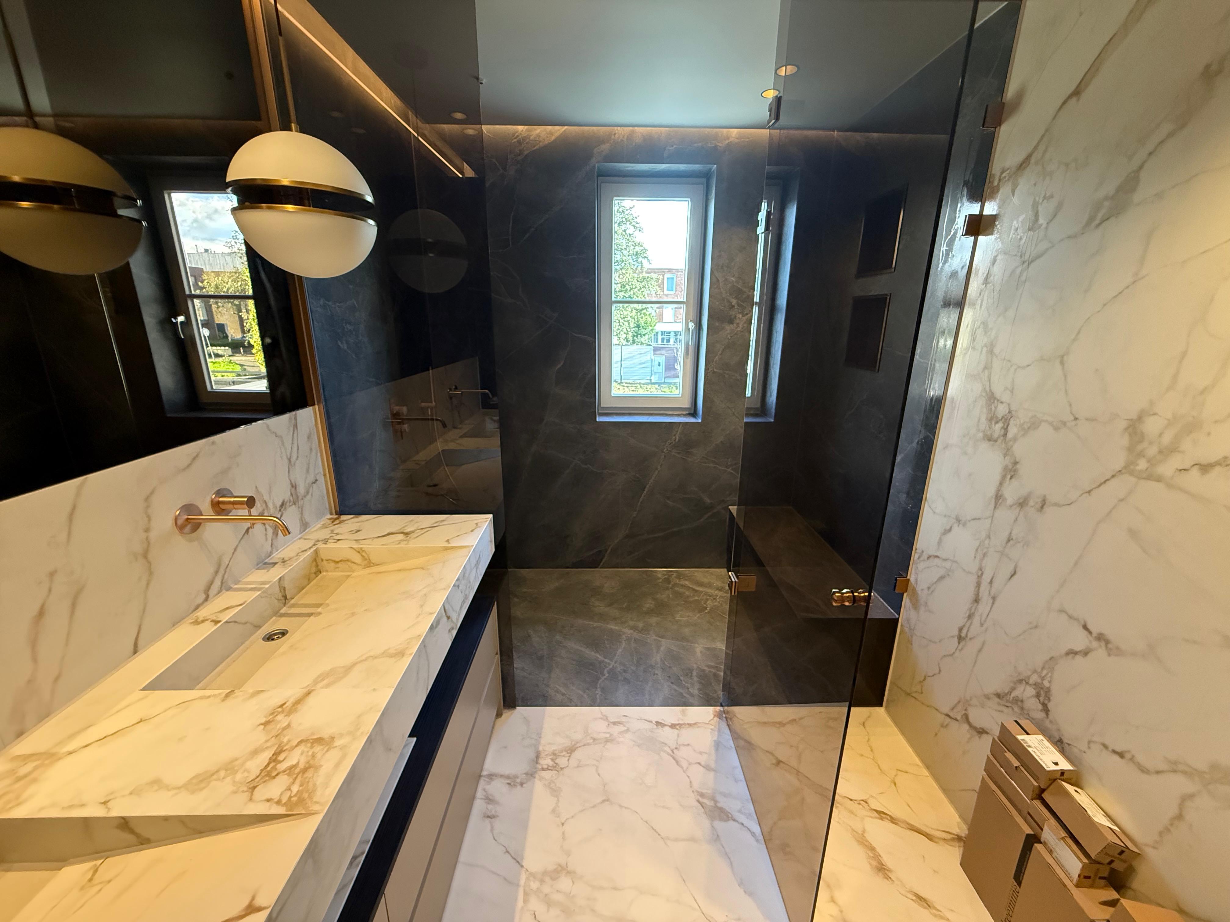 Badkamer en doucheruimte 4